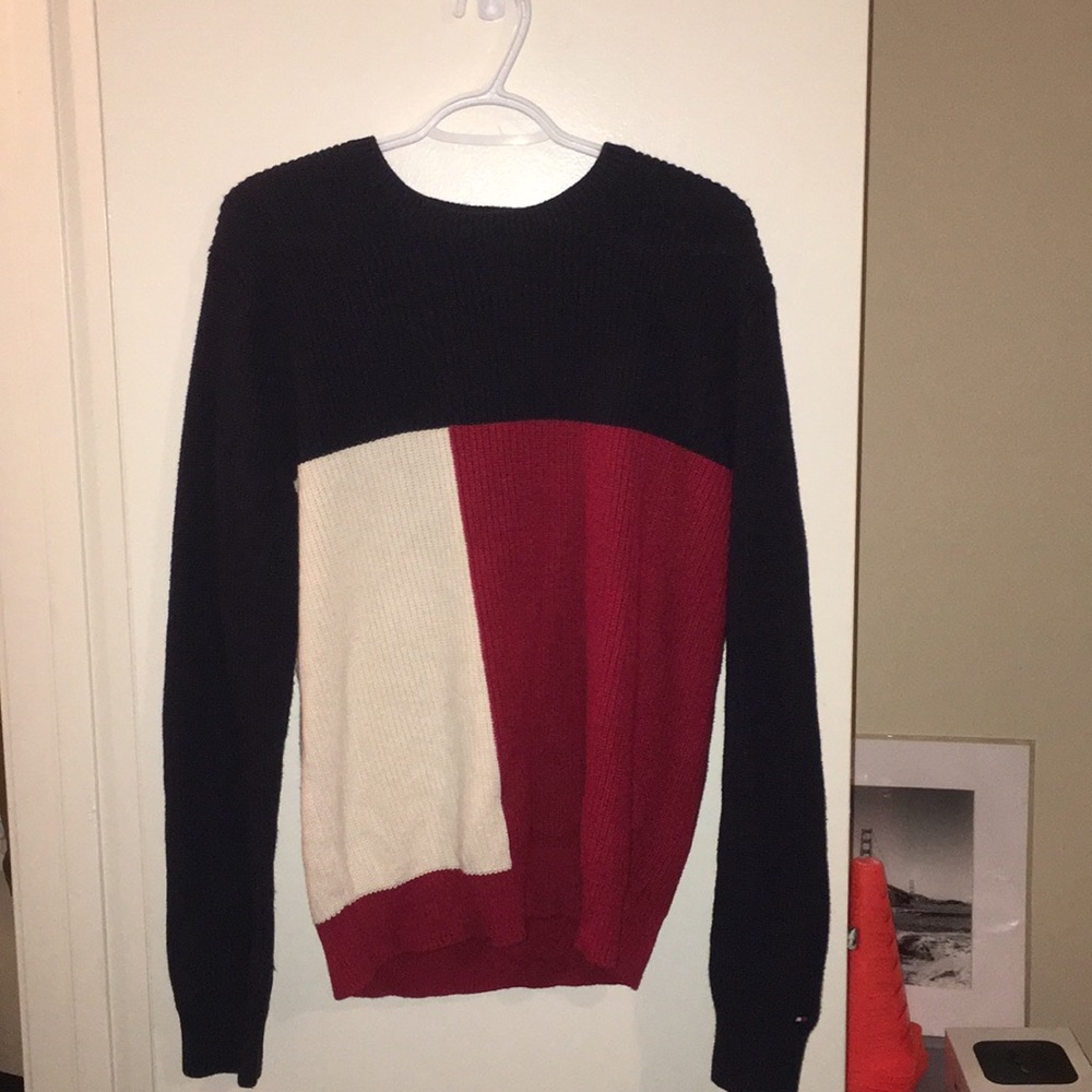 TOMMY HILFIGER SWEATER!!! Price negotiable!!!